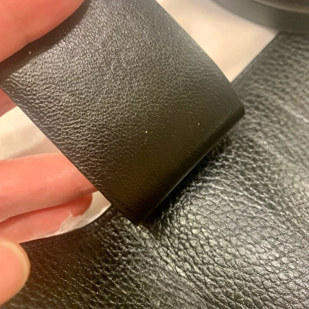GUCCI GG Marmont Black Leather 6 Ring Key Case - Picture 11 of 16